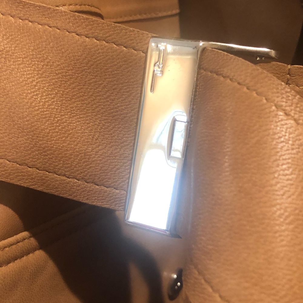 Coat - Picture 4 of 8